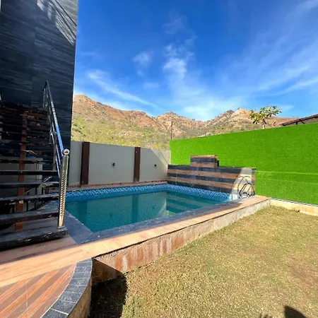 Mount Villa-2